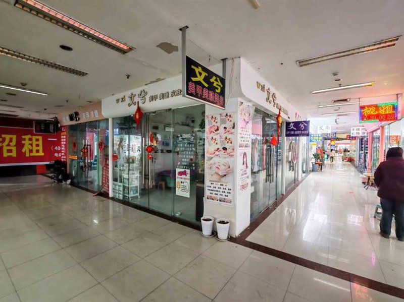商品零售批发:商业链条上的微光